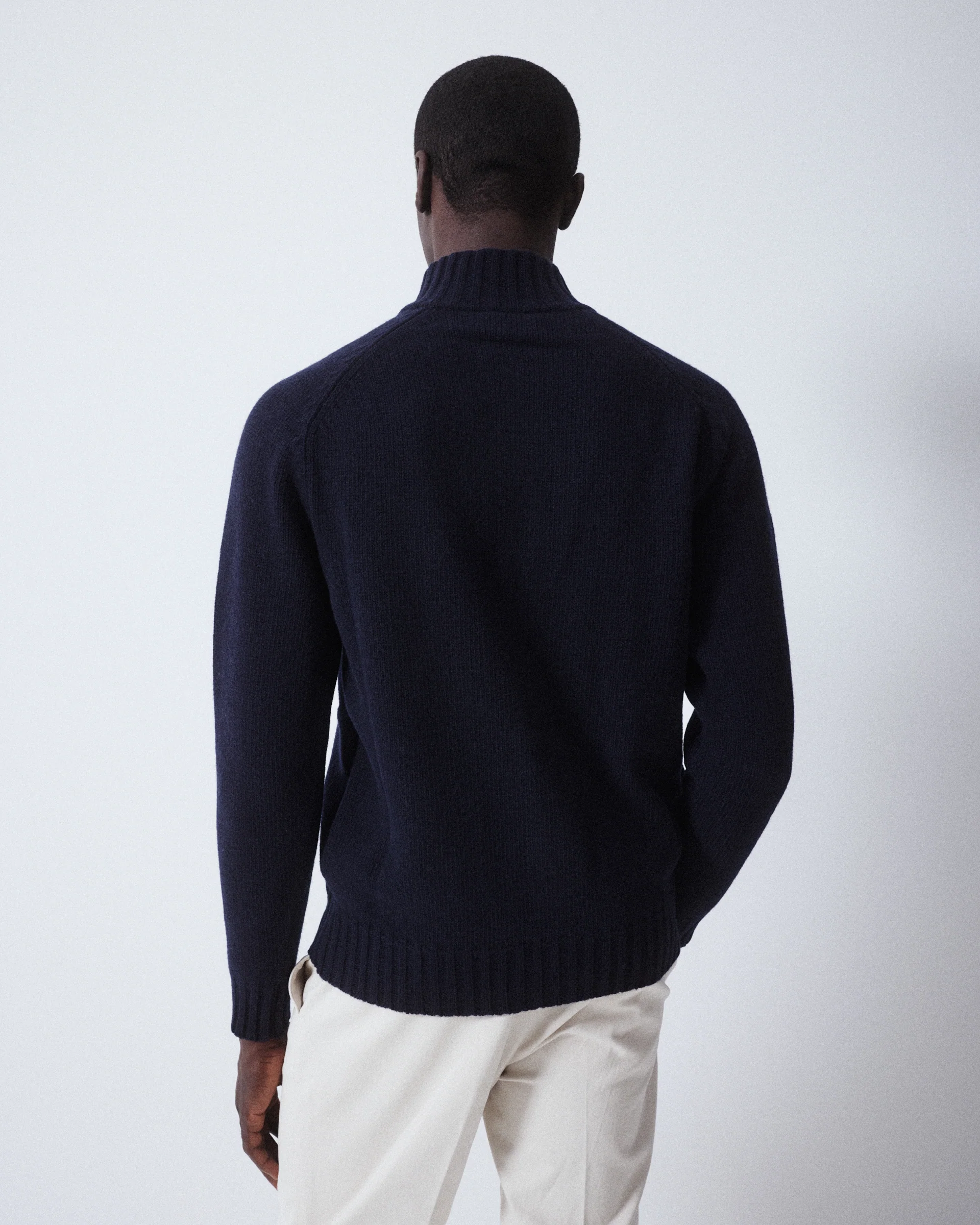 Giubbotto in maglia con bottoni realizzato in pura lana vergine. Blu - Navy - Image 3